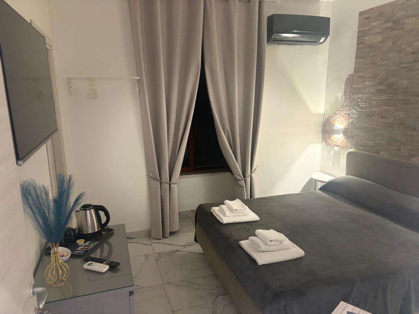 B&B Alla Stazione Napoli Eksteriør bilde